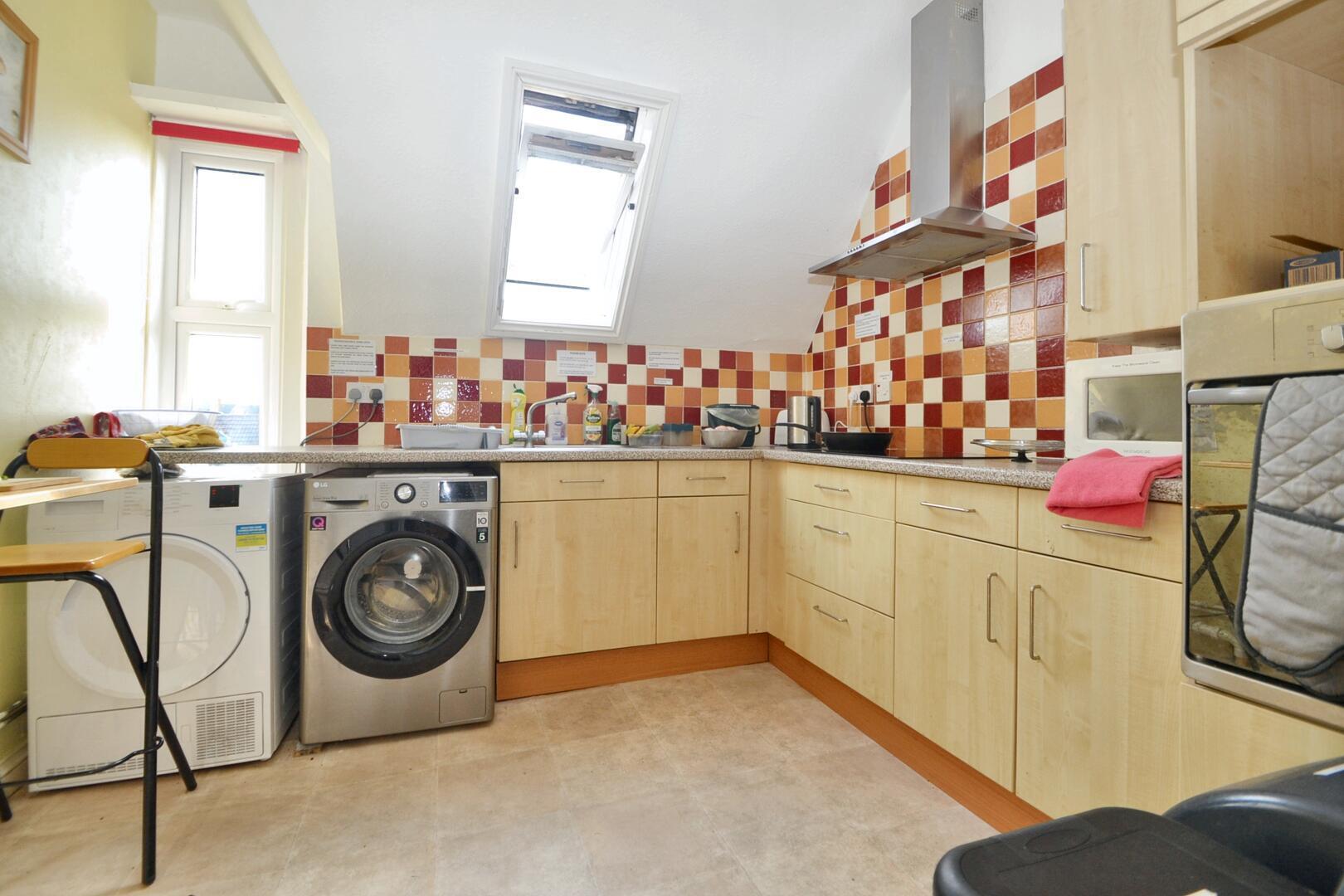 Room Central Way in Clevedon