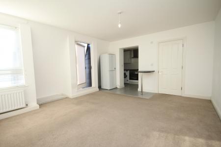 Flat George Street West in Luton