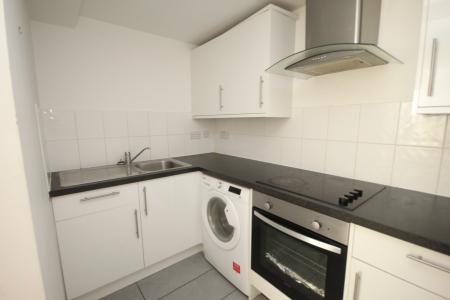 Flat George Street West in Luton