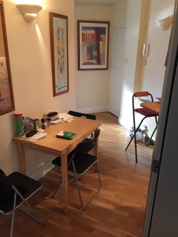 Room Keith Grove in Greater London