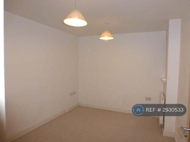 Flat Preston Road in Yeovil