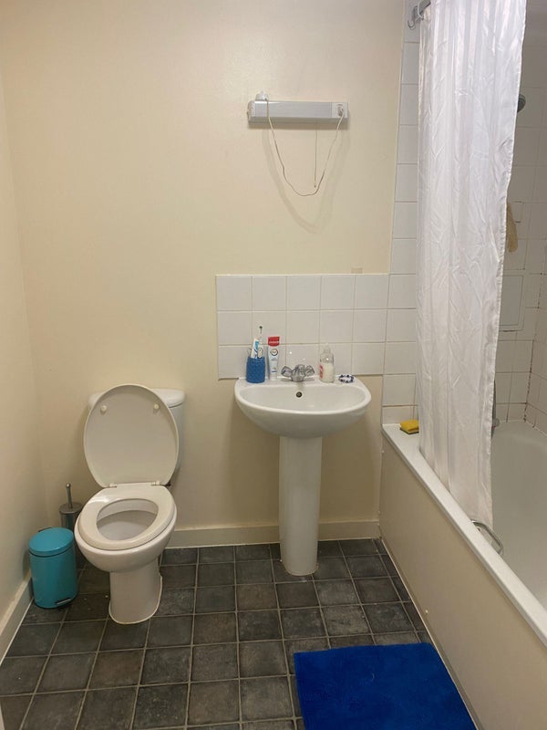 Room Palmers Road in Greater London