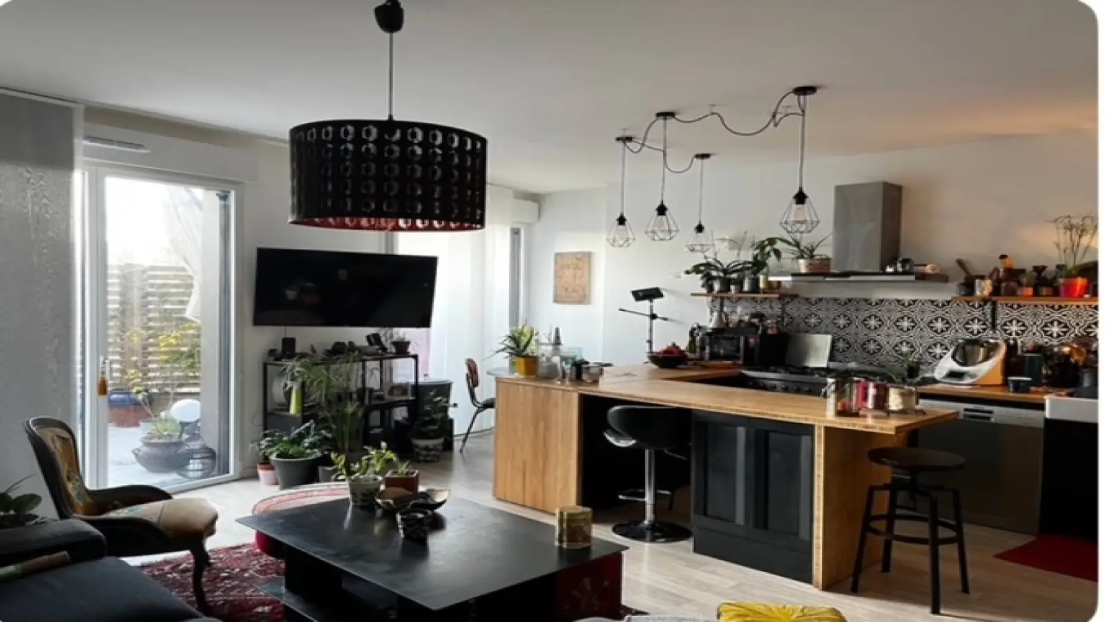Flat Rue Simone de Beauvoir in Nantes