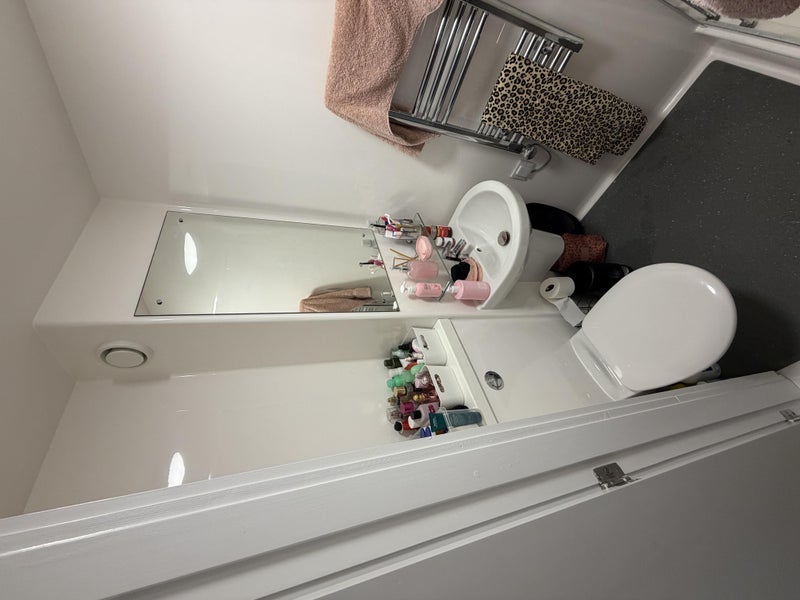 Flat Adelphi Place in Preston