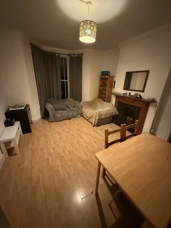 Room Marquis Road in Greater London