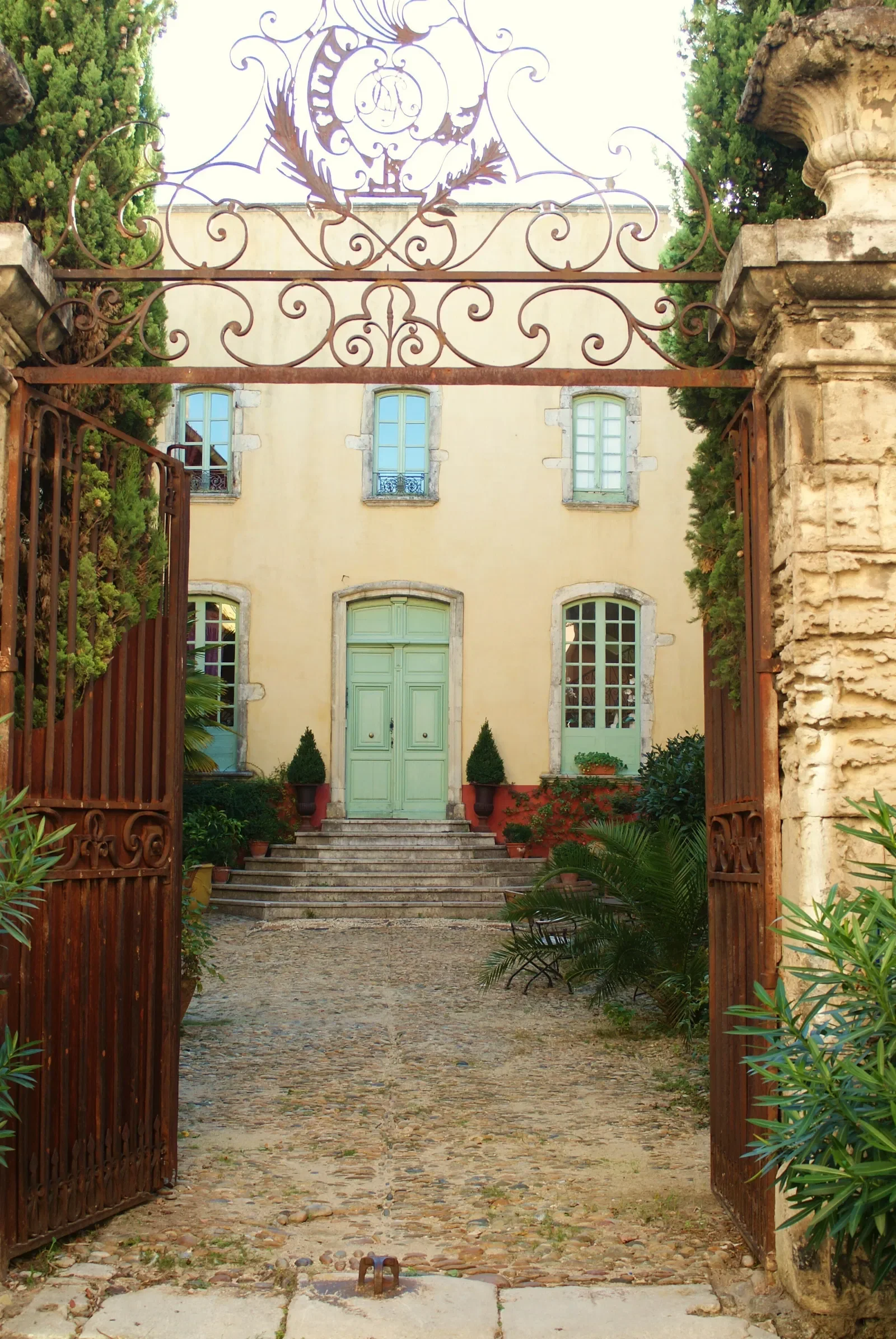 House D 86 in Bourg-Saint-Andéol