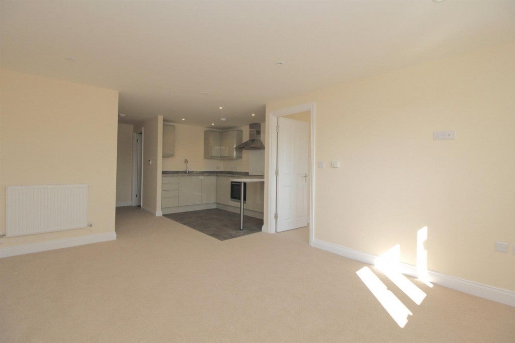 Flat Hensington Road in West Oxfordshire