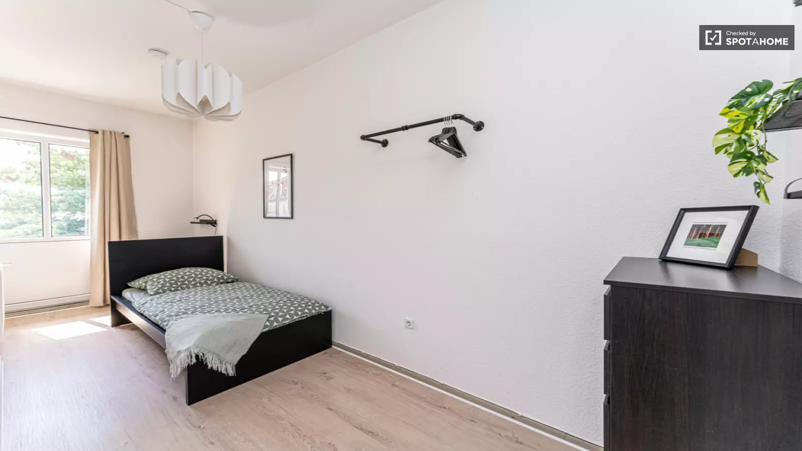 Wohnung Hohenzollerndamm in Berlin