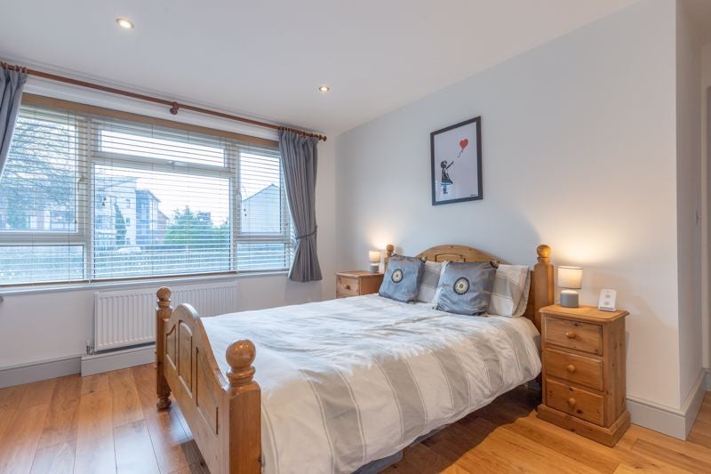 Flat Corunna Crescent in Oxford