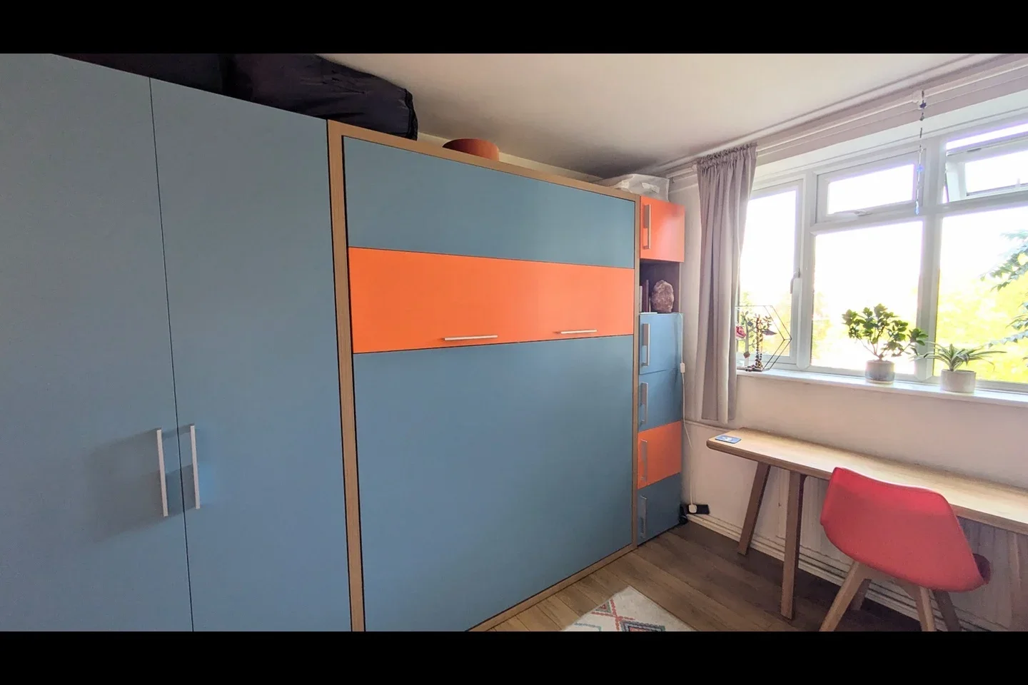 Flat Dryburgh Road in Greater London