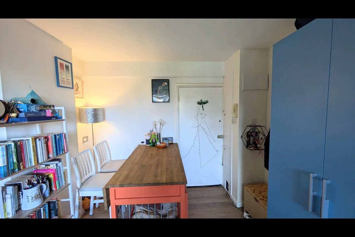 Flat Dryburgh Road in Greater London
