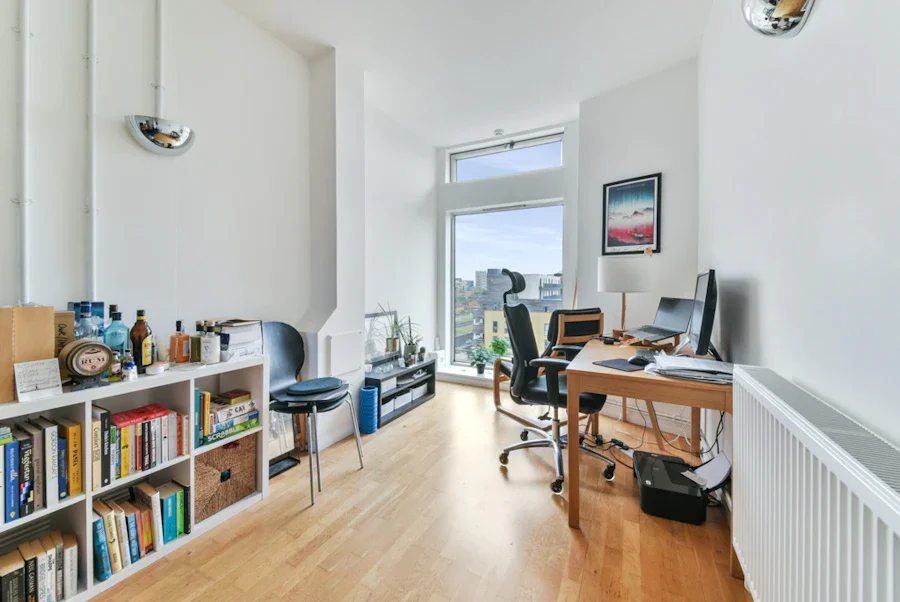 Flat Kingsland Road in Greater London