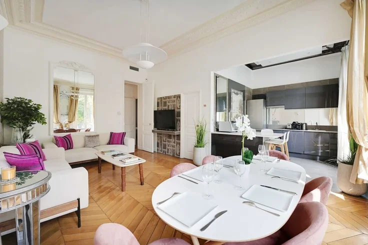 Appartement Place de l'Alma à Paris