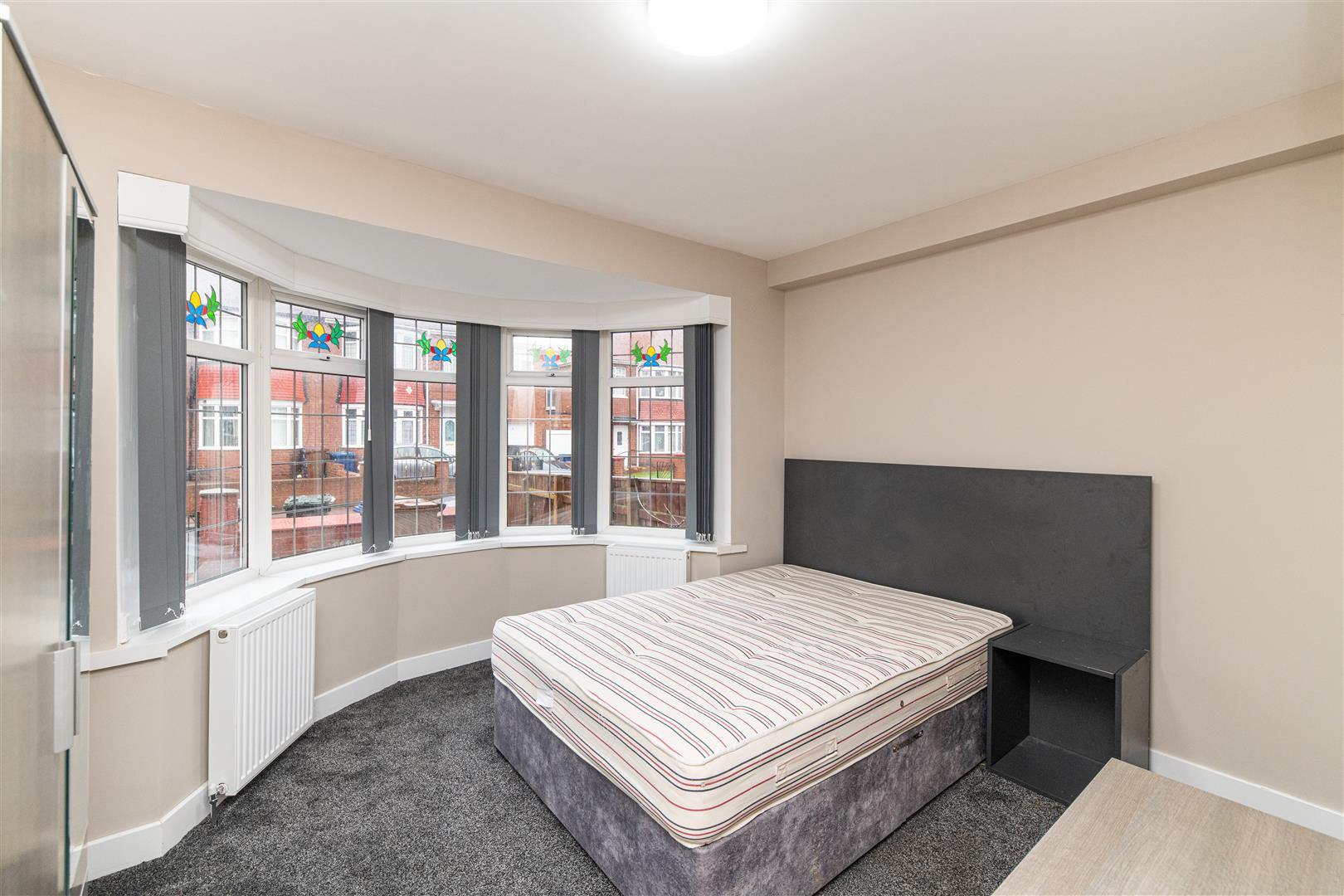 Flat Lewis Drive in Newcastle upon Tyne