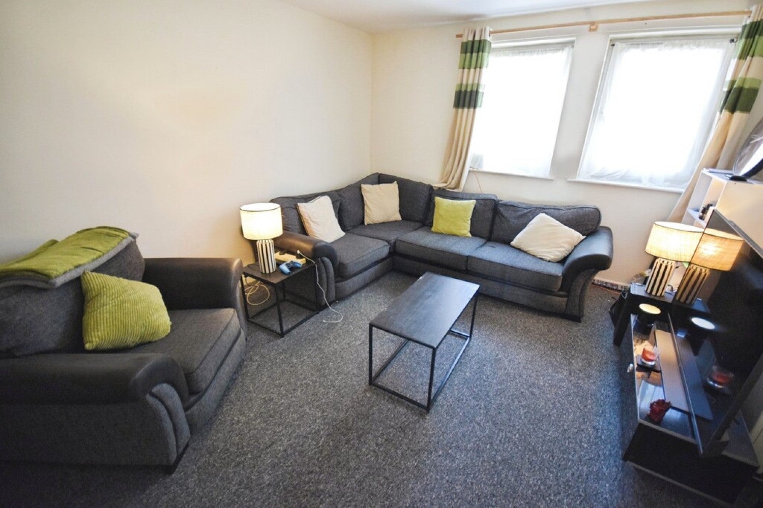 Flat King Street in Newcastle-under-Lyme