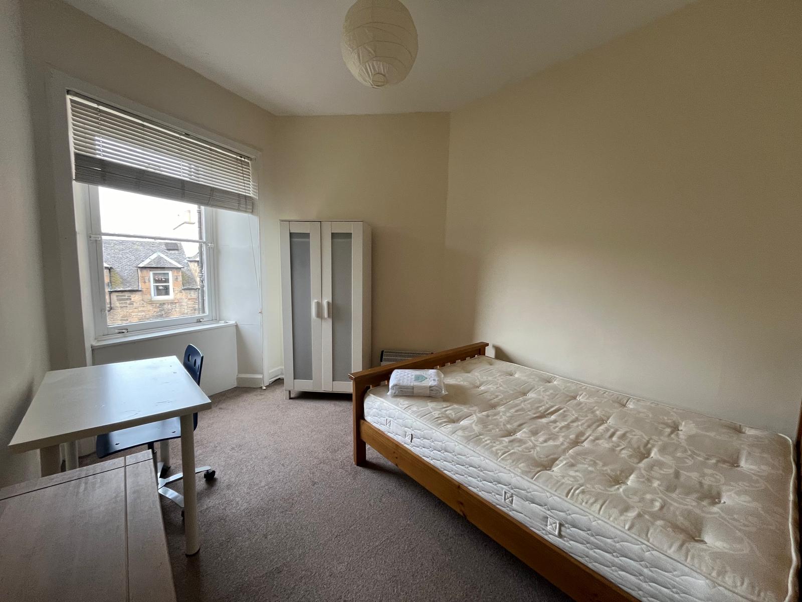 Flat Livingstone Place in Edinburgh