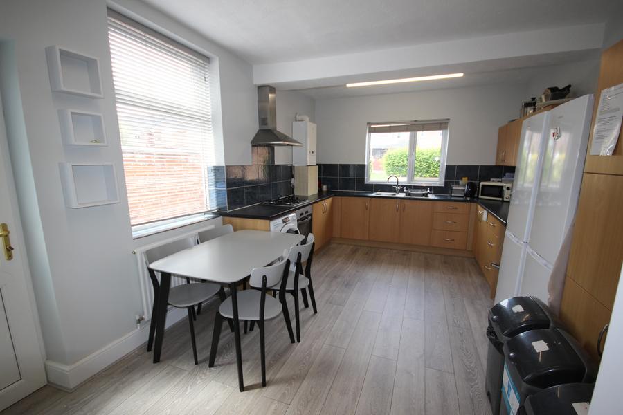 Room Shobnall Street in East Staffordshire