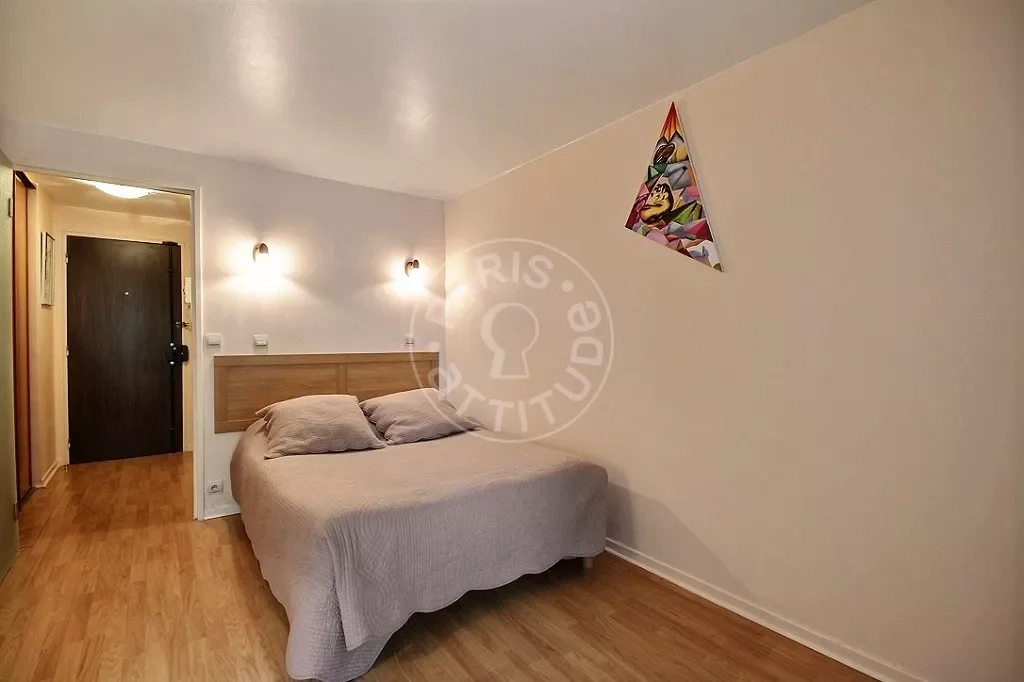 Appartement Rue Jean-Baptiste Pigalle à Paris