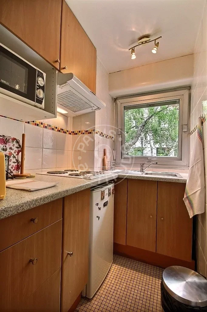 Appartement Rue Jean-Baptiste Pigalle à Paris