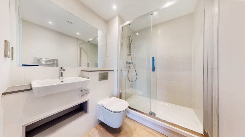 Flat Nicholsons Lane in Maidenhead