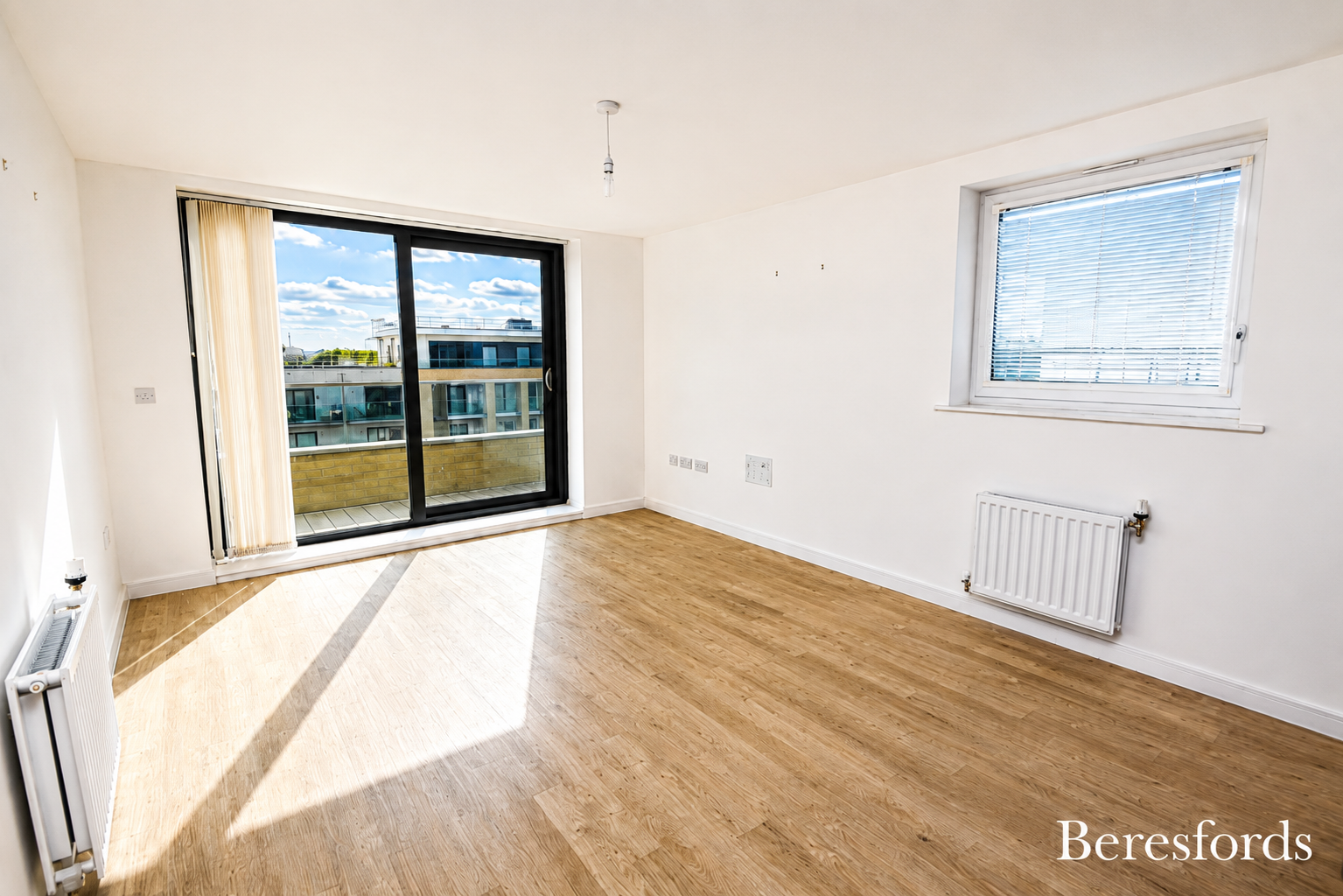 Flat Dunn Side in Chelmsford