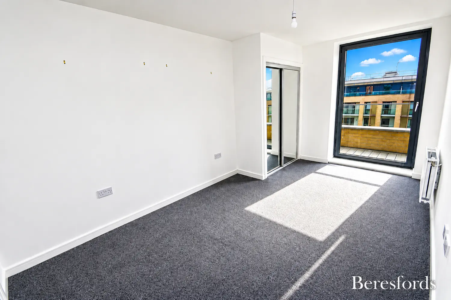 Flat Dunn Side in Chelmsford