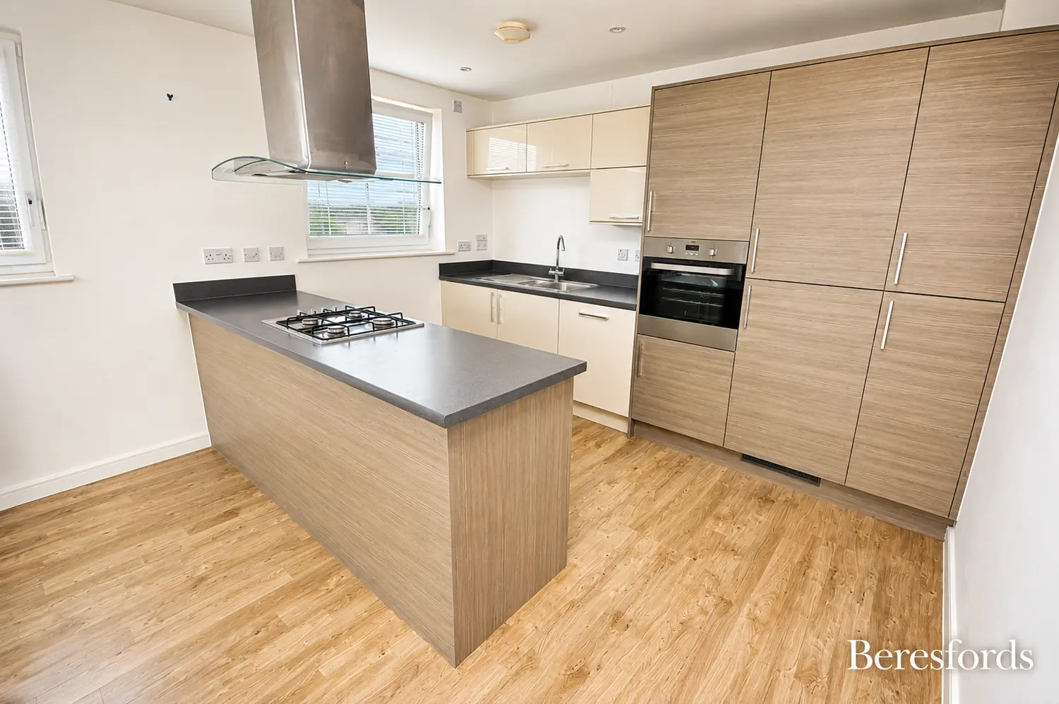 Flat Dunn Side in Chelmsford