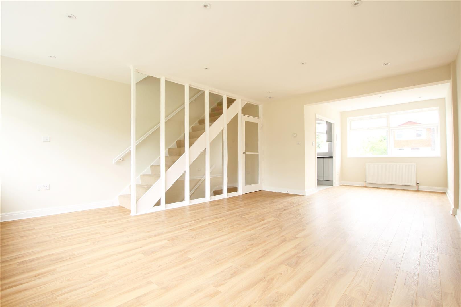 House The Knoll in Greater London