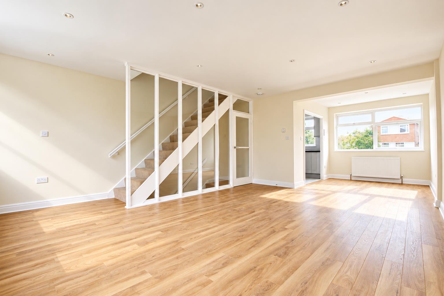 House The Knoll in Greater London