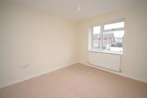 House Redlees Close in Greater London
