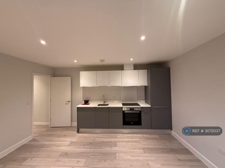 Flat Rodwell Close in Greater London
