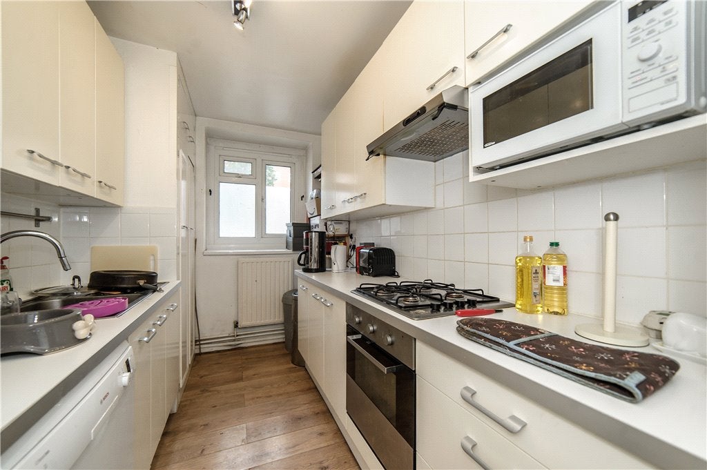 Flat Stockwell Road in Greater London