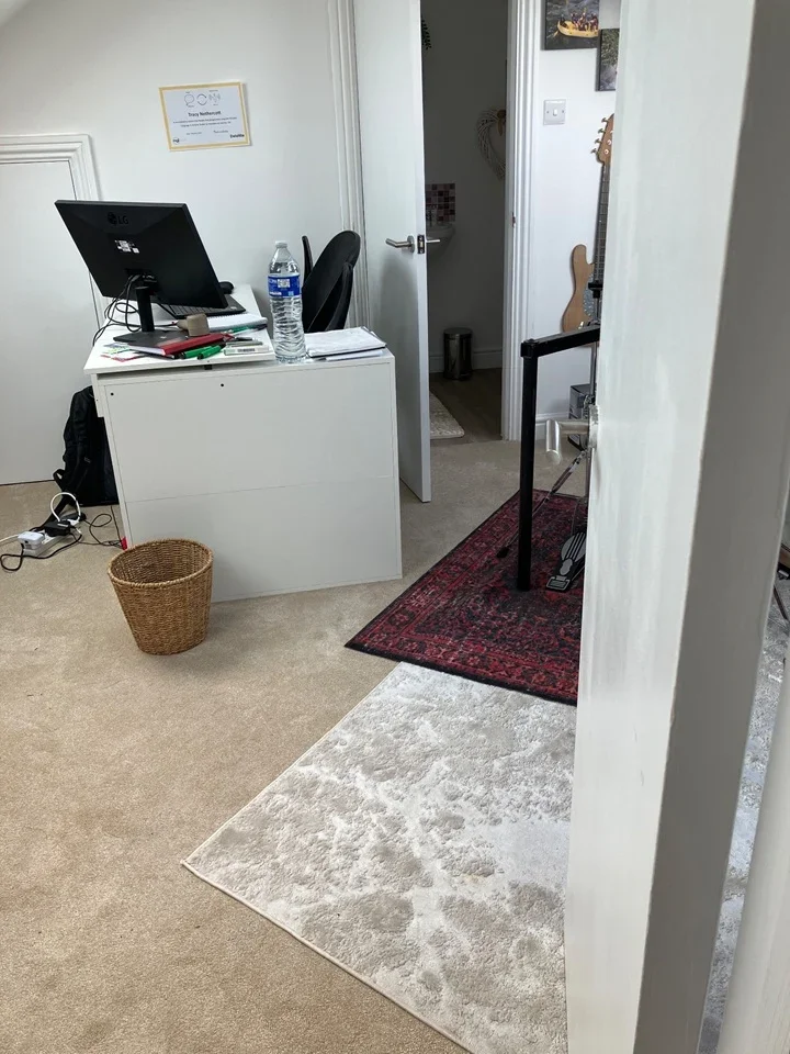Room Hardy Road in Dacorum