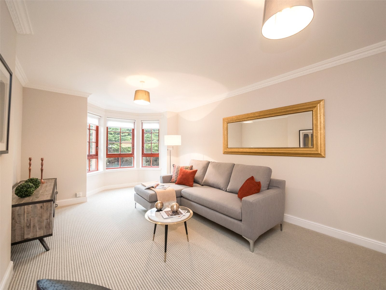 Flat Orchard Brae Avenue in City of Edinburgh