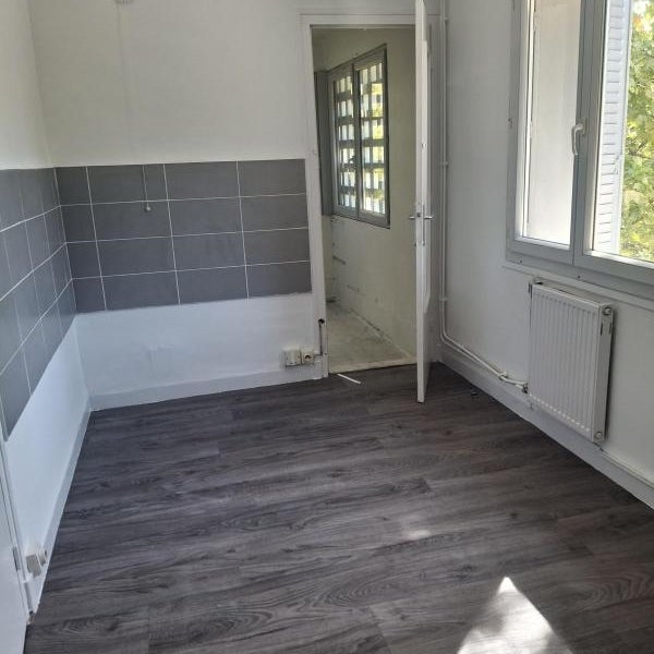Flat Avenue Raffin-Caboisse in Le Pont-de-Claix