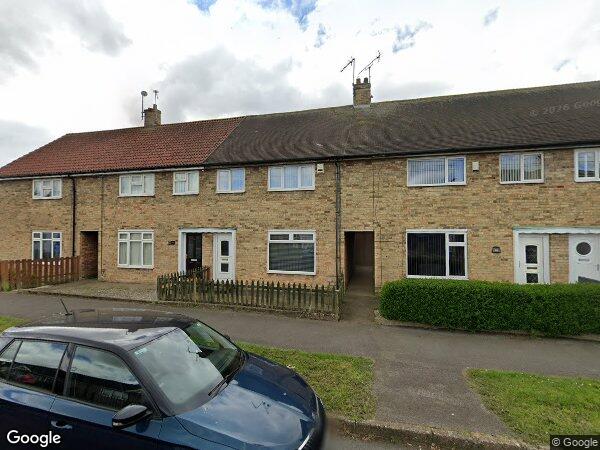 House Ashwell Avenue in Hull