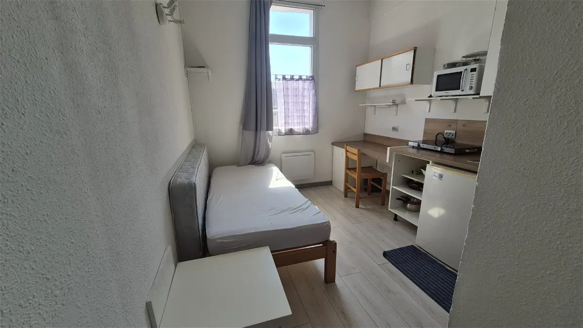 Room Voie Rapide Urbaine in Lille