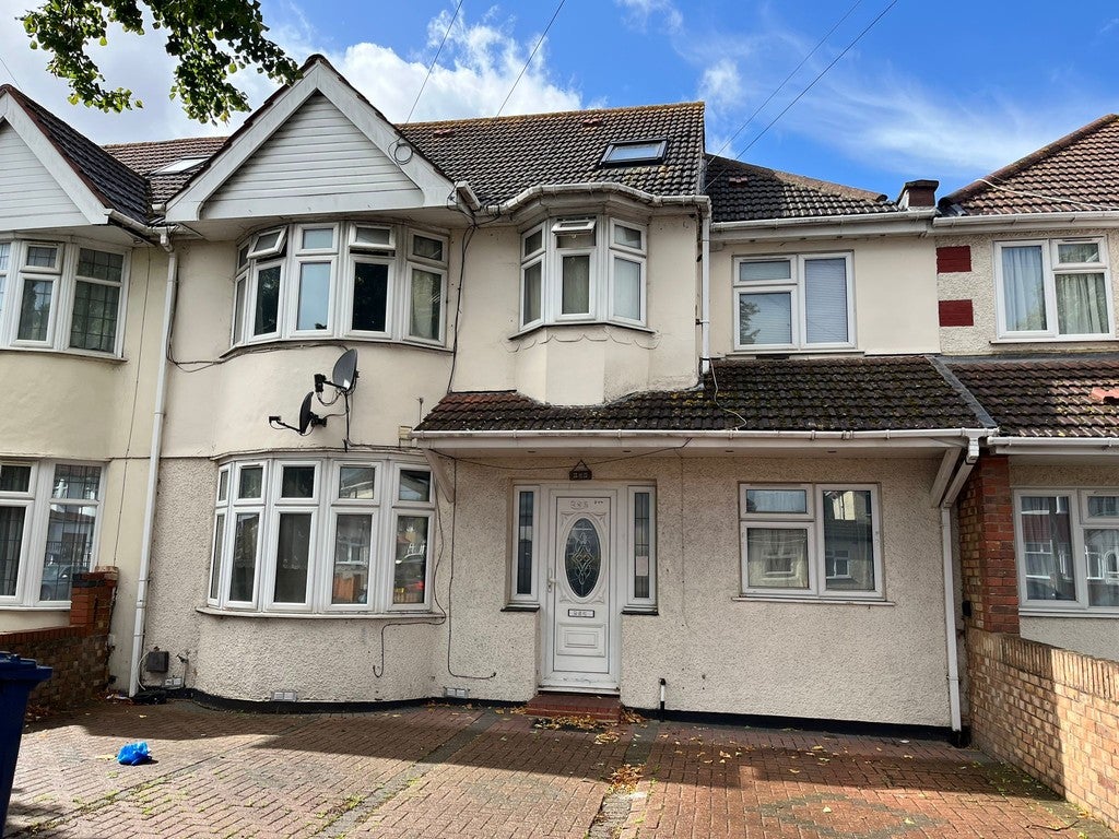 Room Kingsbridge Crescent in Greater London