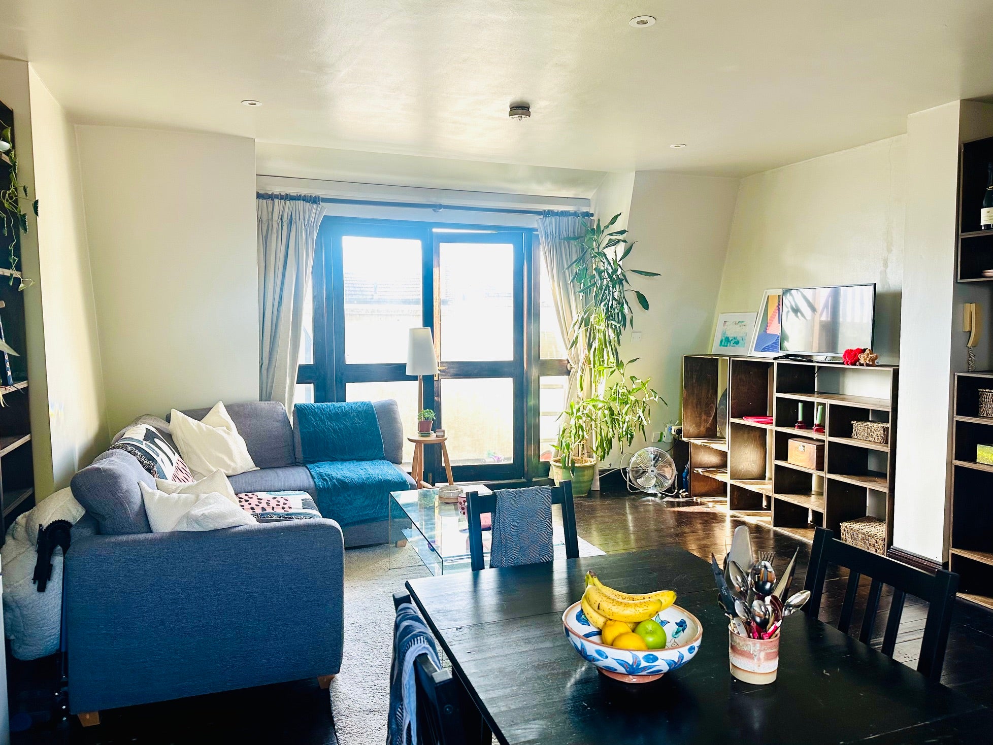 Flat Newington Green Road in Greater London