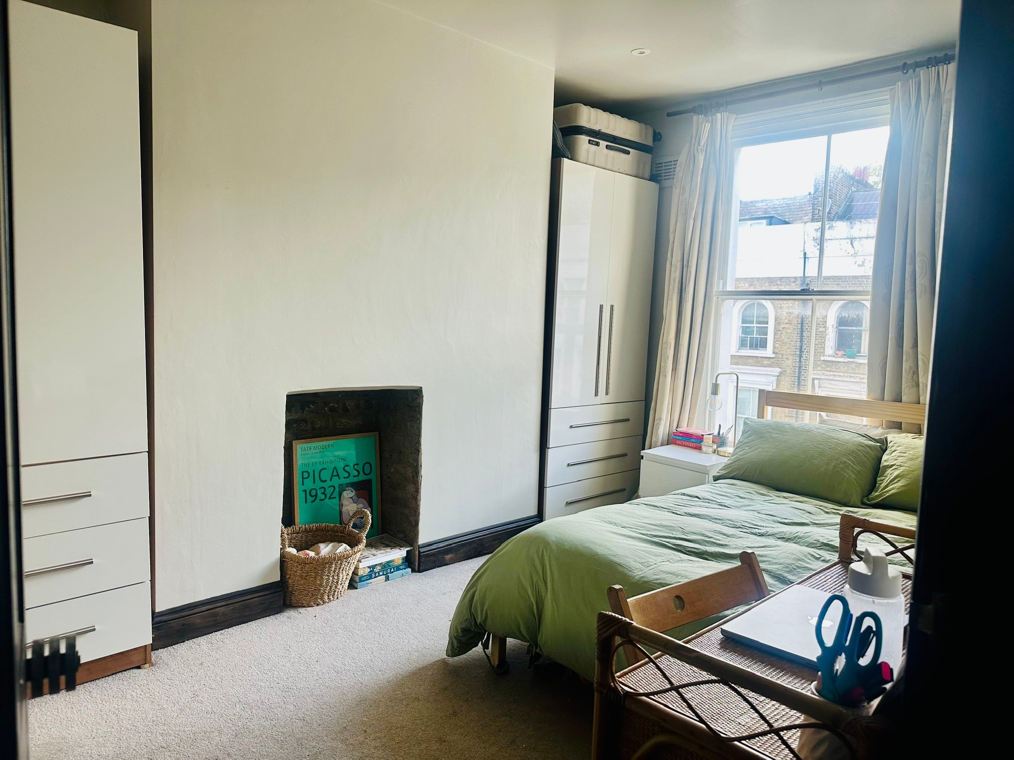 Flat Newington Green Road in Greater London