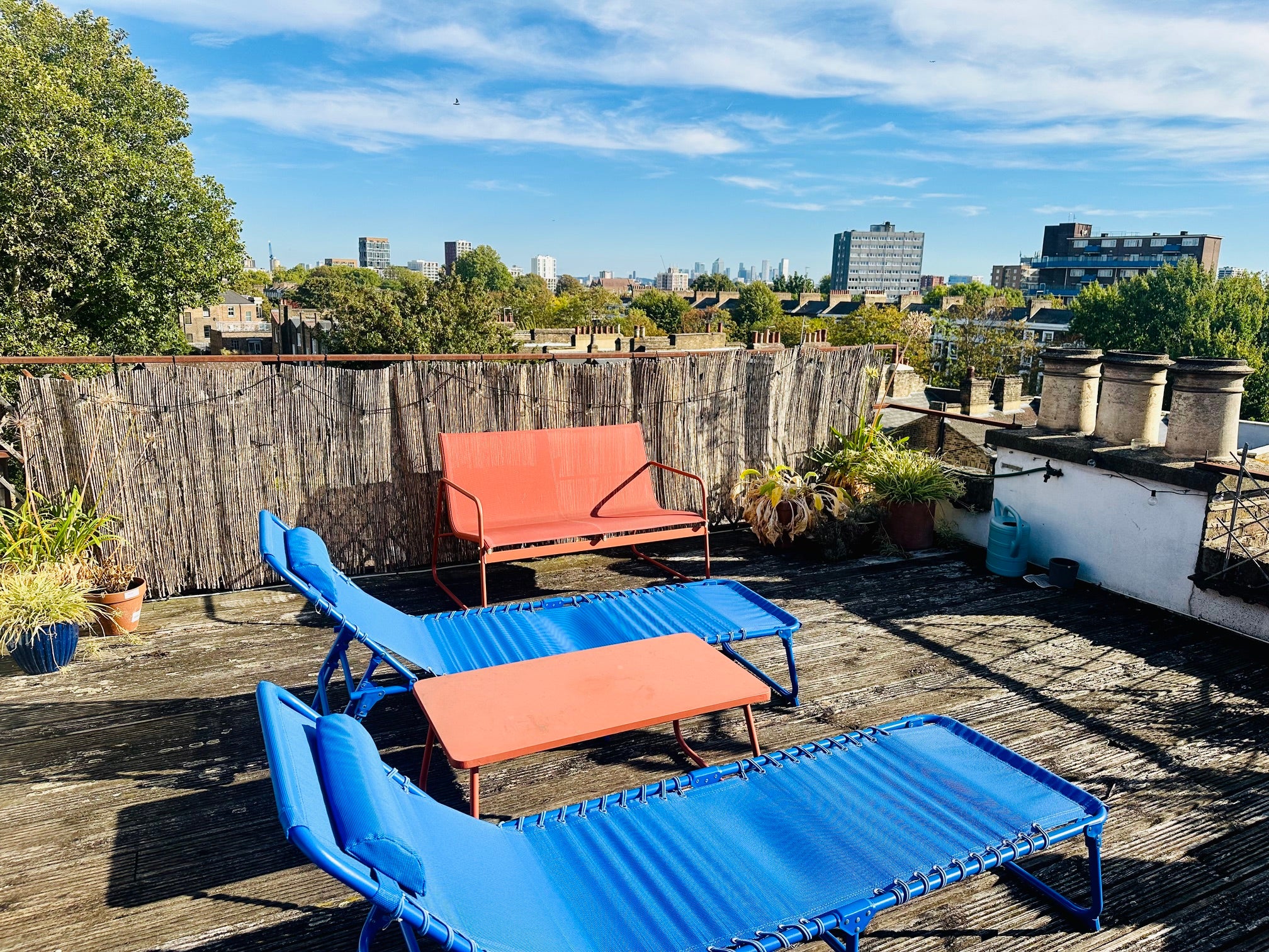 Flat Newington Green Road in Greater London