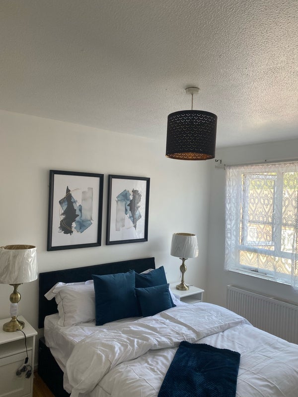 Room Barney Close in Greater London