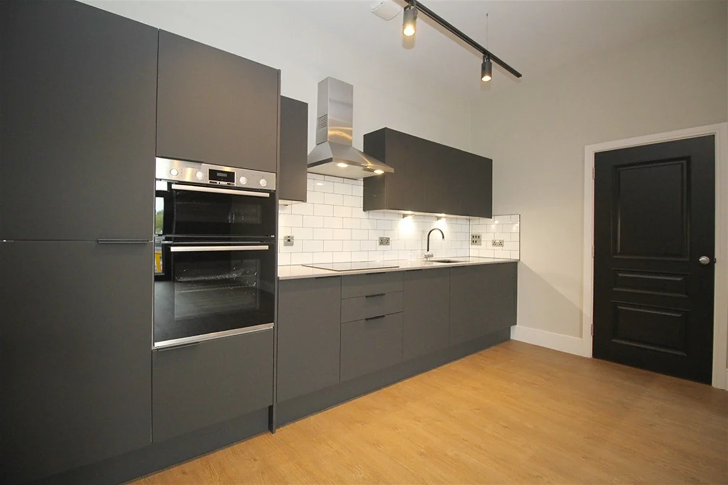 Flat Falcon Street in Charnwood
