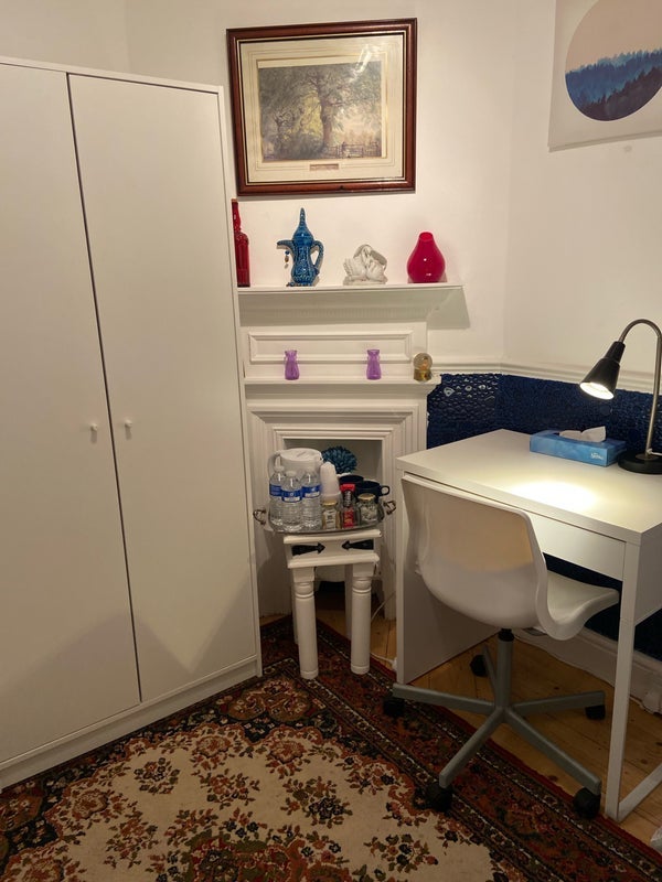 Room Mount Road in Greater London