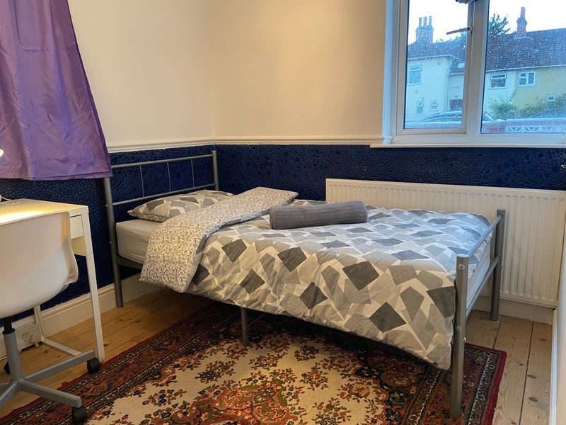 Room Mount Road in Greater London