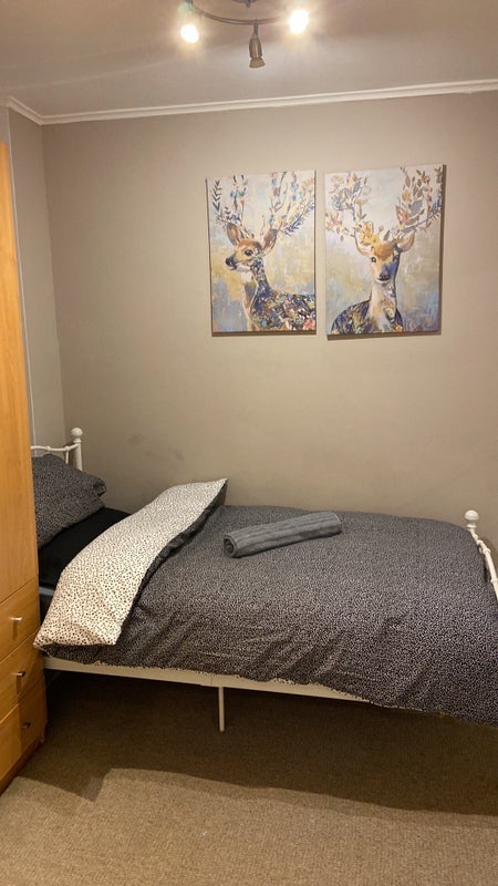 Room Mount Road in Greater London