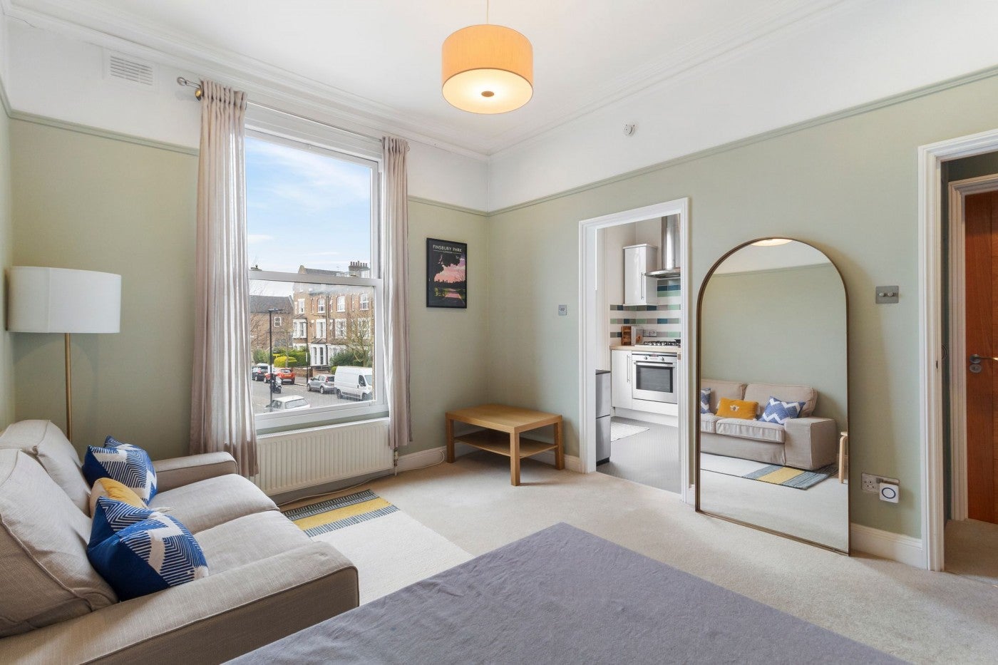 Flat Wilberforce Road in Greater London