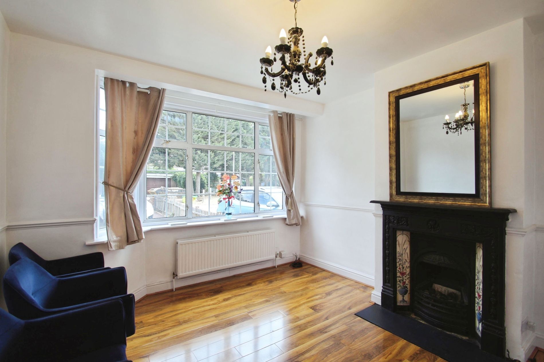 House Orchard Close in Denham