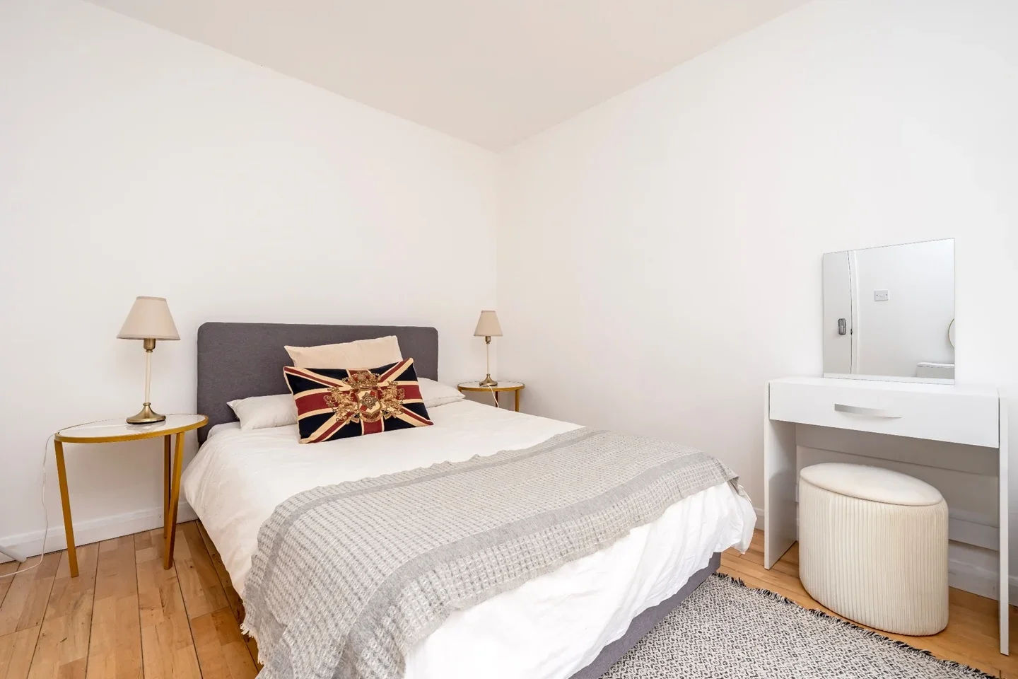 Room Boston Place in City of Westminster