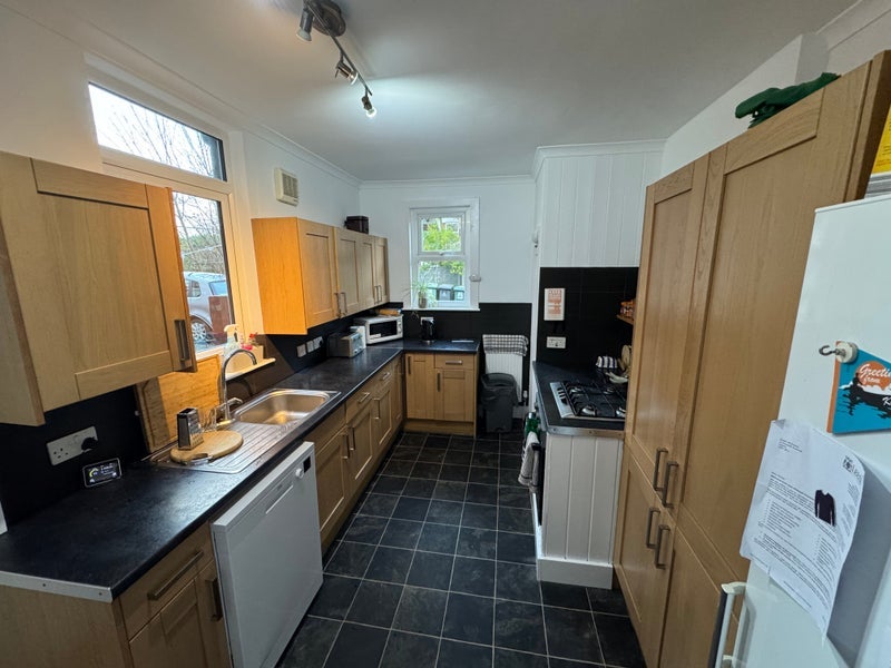 Room Hesketh Avenue in Leeds